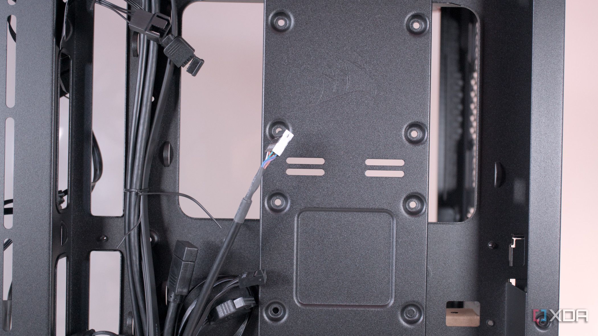 corsair-3500x-argb-ssd-mounting