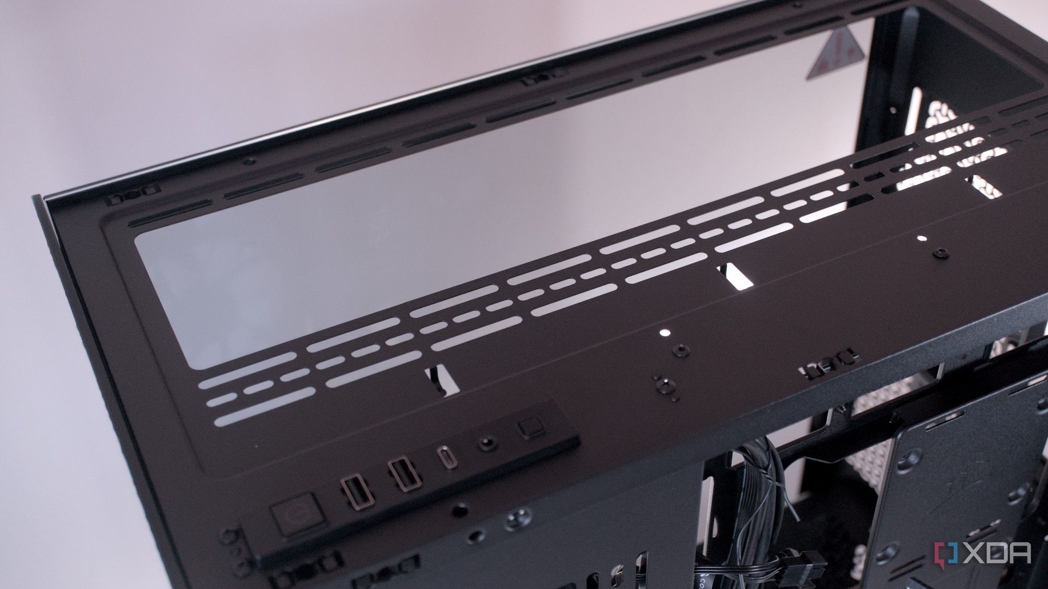Top radiator mount inside the Corsair 3500X ARGB