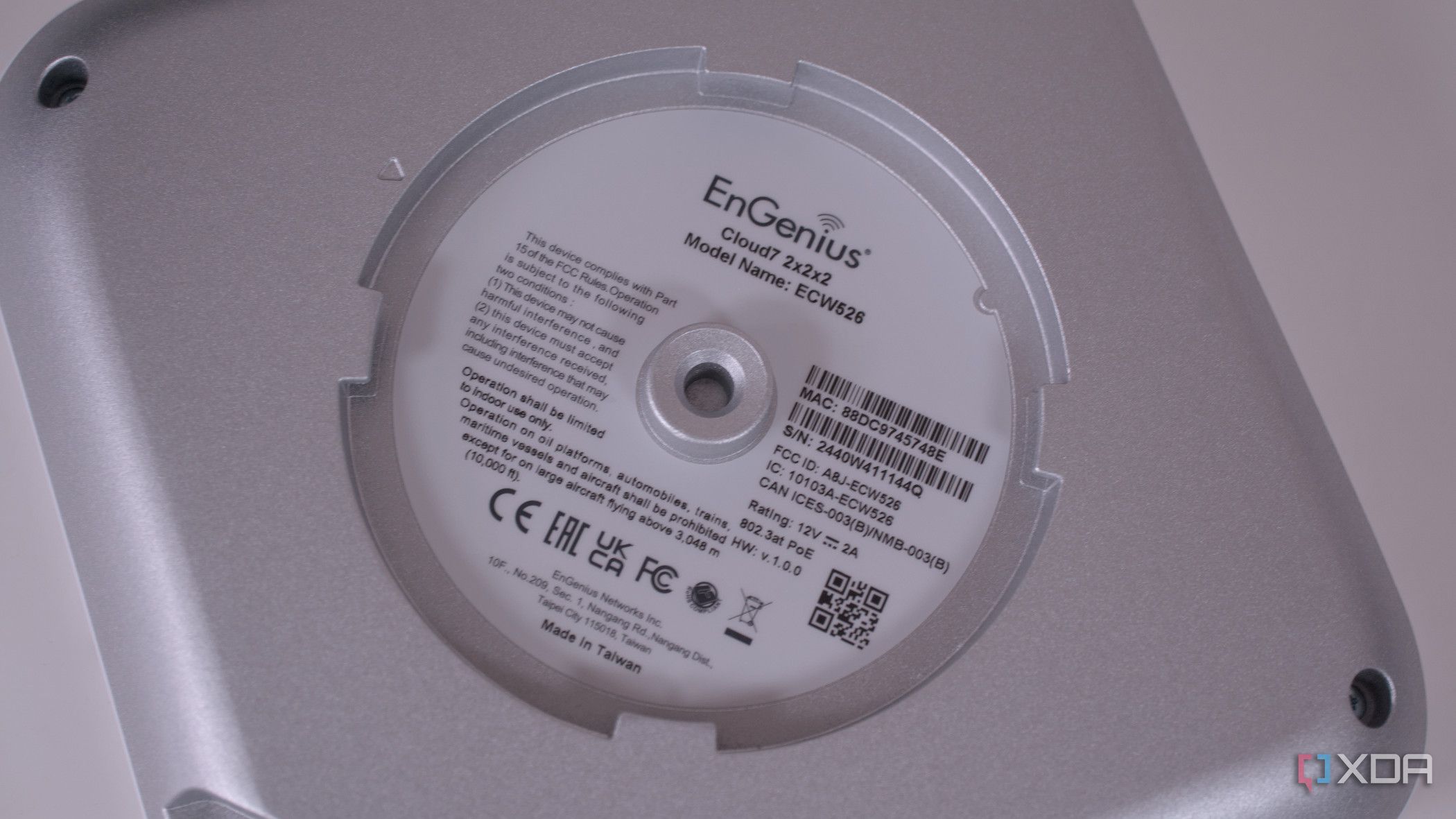 EnGenius ECW526 mounting