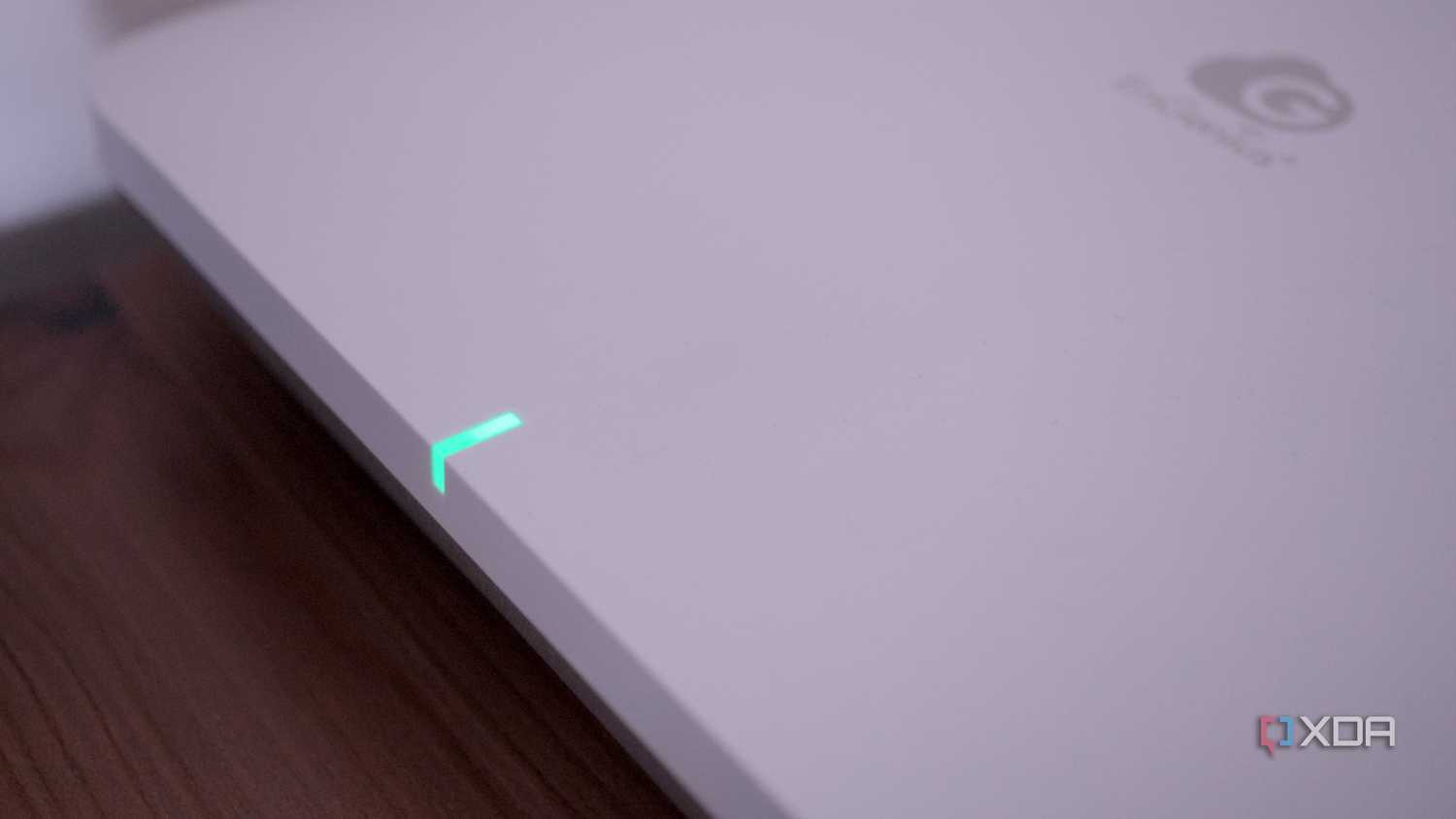 EnGenius ECW526 LED