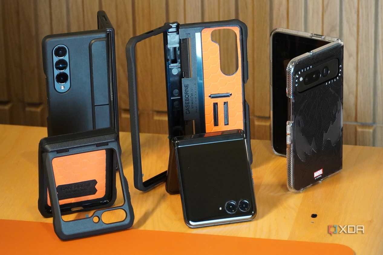 Everything a case protects (and doesn't protect) on a foldable phone Everything a case protects (and doesn't protect) on a foldable phone