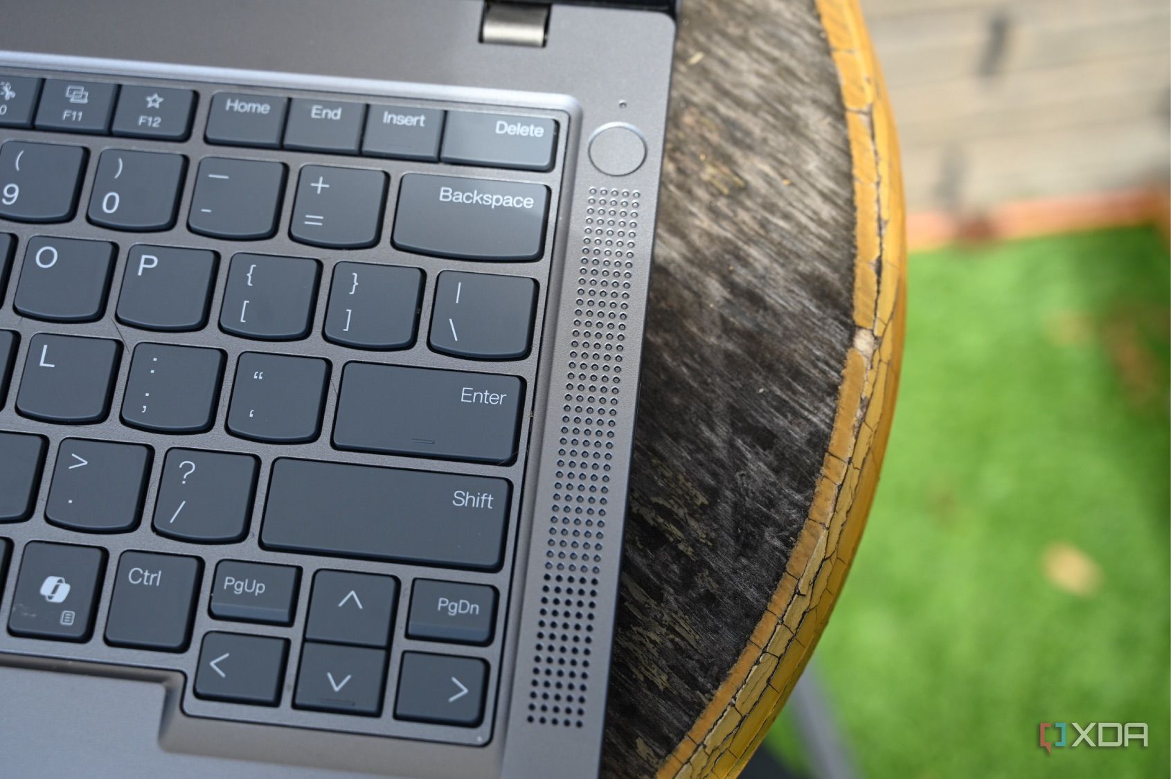 【たけのこ】Lenovo ThinkPad T14 Gen 5 ThinkPad T14 Gen 5 | 14 inch sleek & configurable AMD-fueled