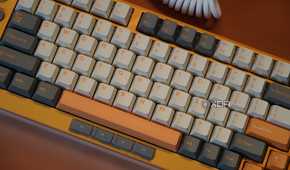 The keycap layout on the NuPhy Field75.