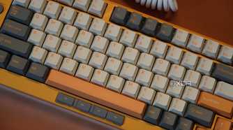 The keycap layout on the NuPhy Field75.