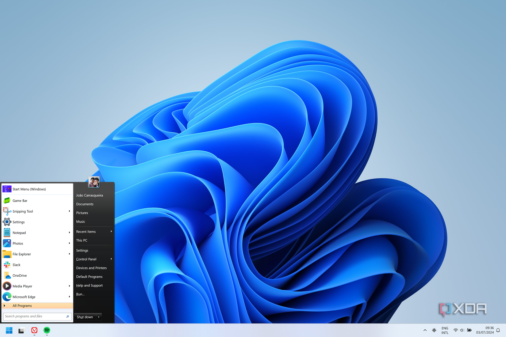 How to make Windows 11 look like Windows 7