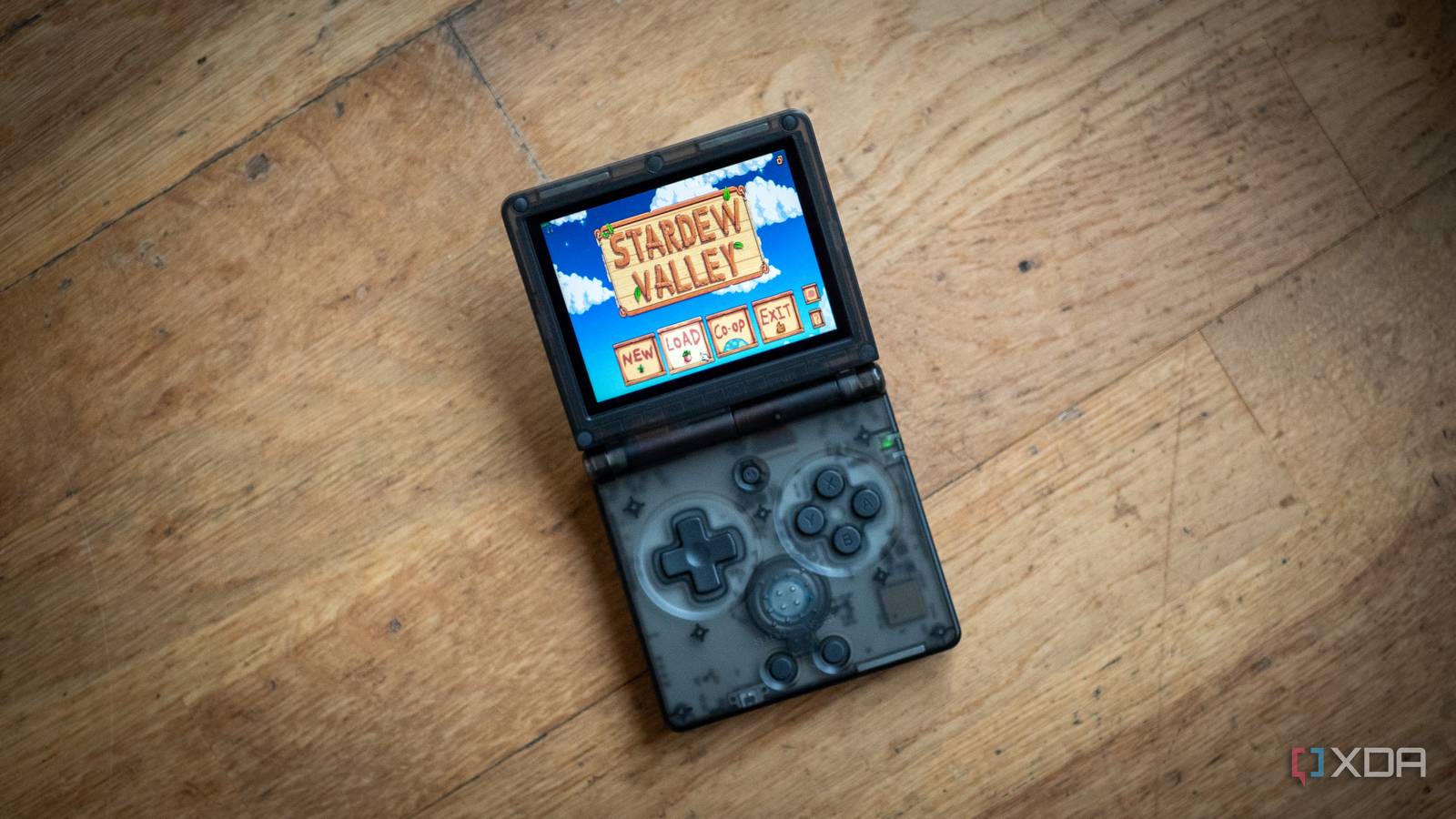 Stardew Valley running on the Anbernic RG35XXSP using Moonlight