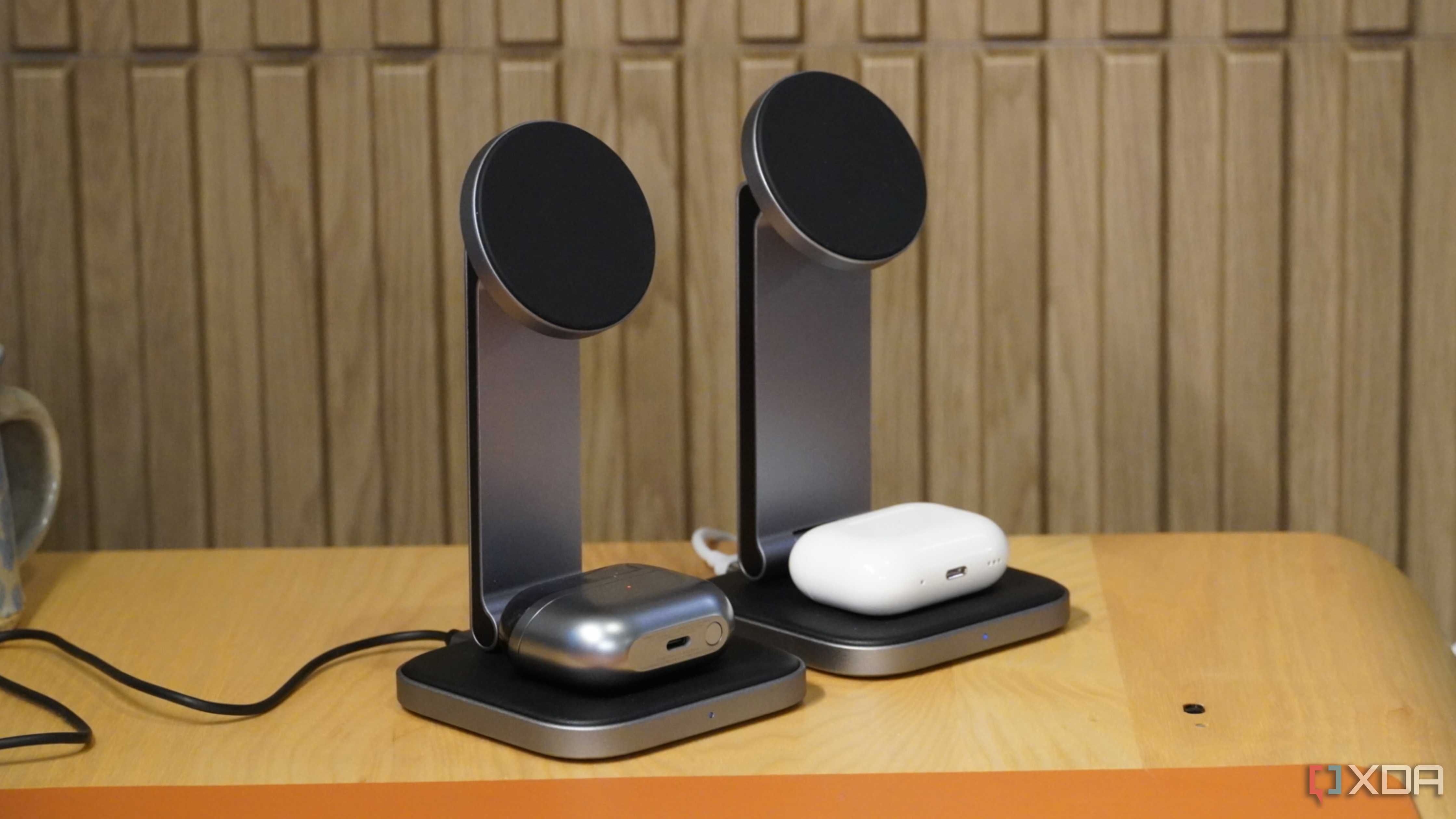 Satechi-Qi2-Wireless-Charger-9