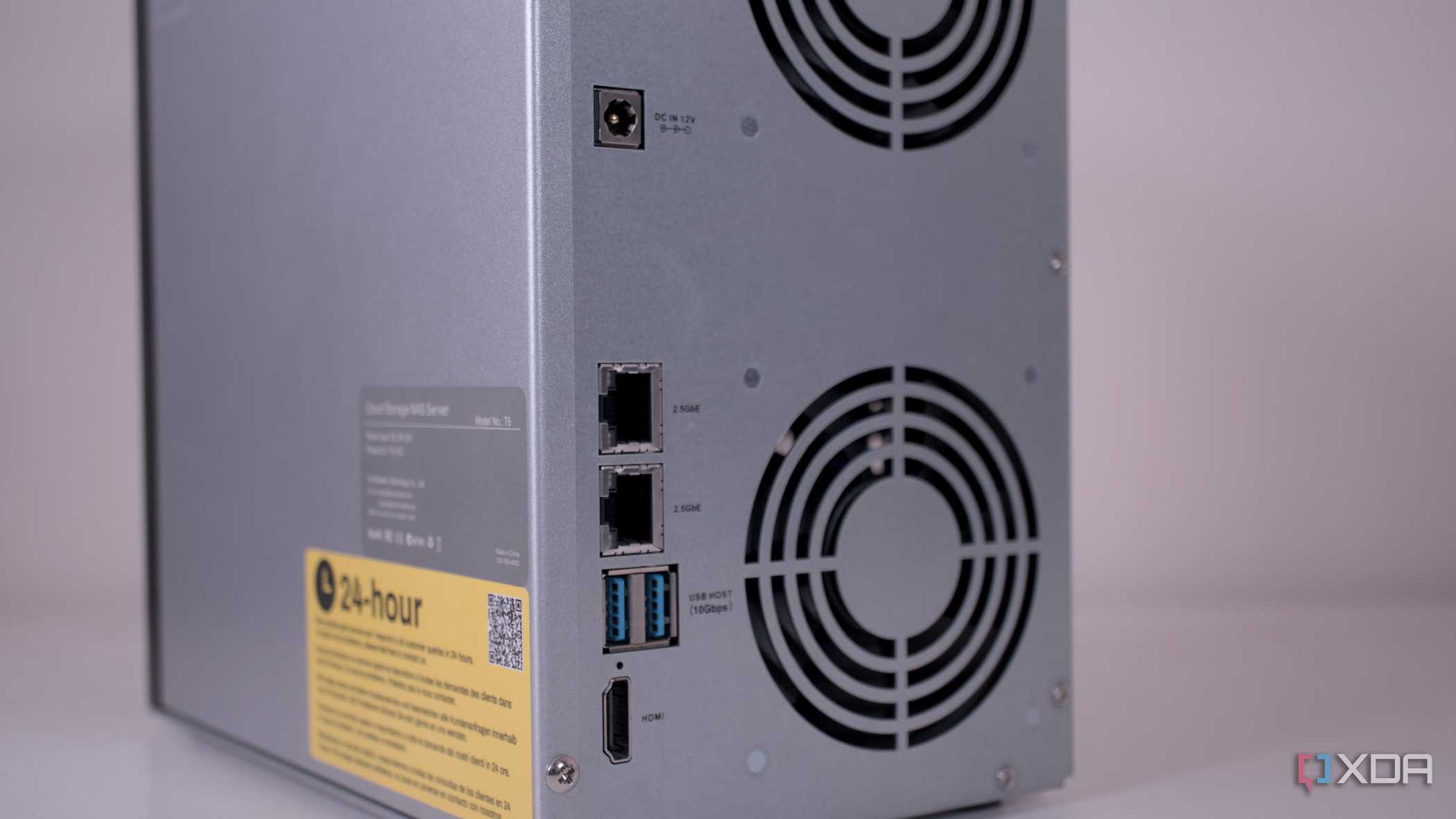 terramaster-t6-423-nas-rear
