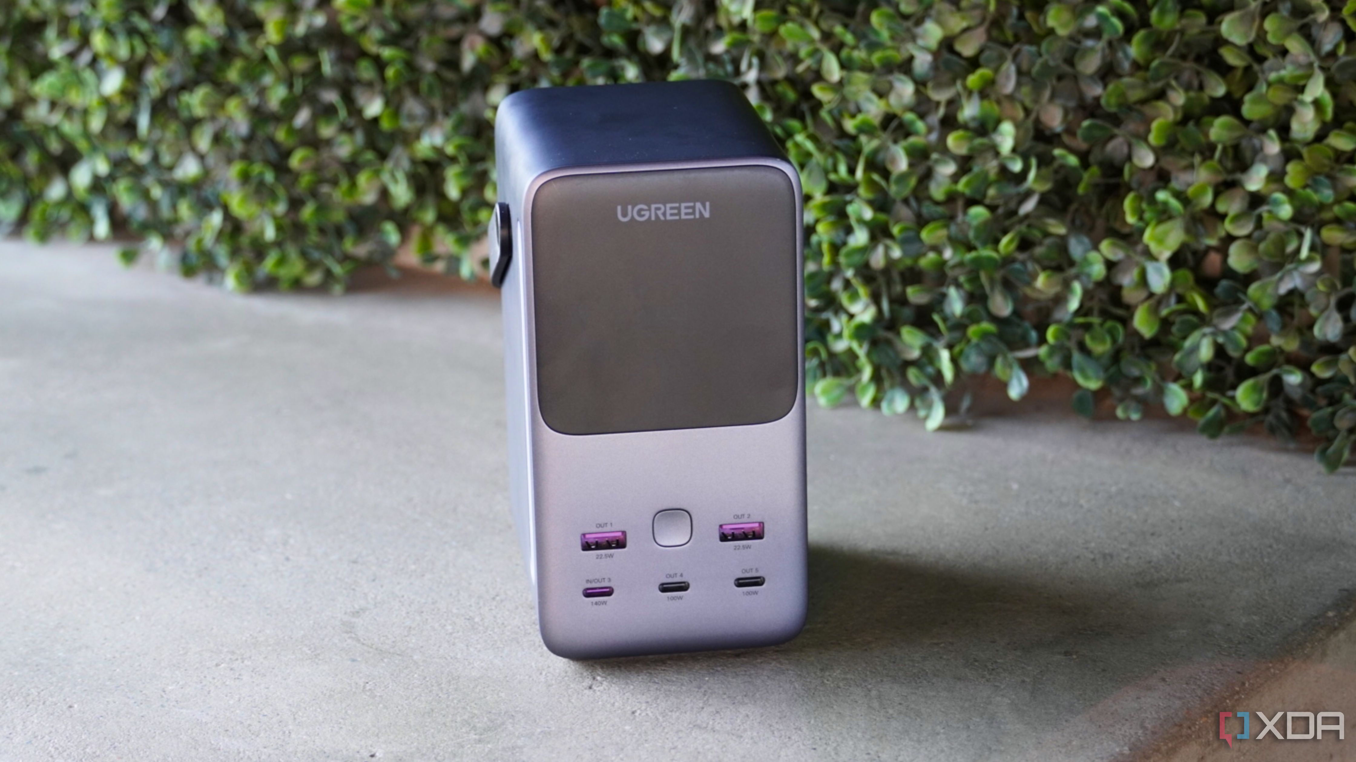 UGREEN ポータブル電源 48,000mAh 300W Amazon.com: UGREEN 300W 48,000mAh Portable Charger Power