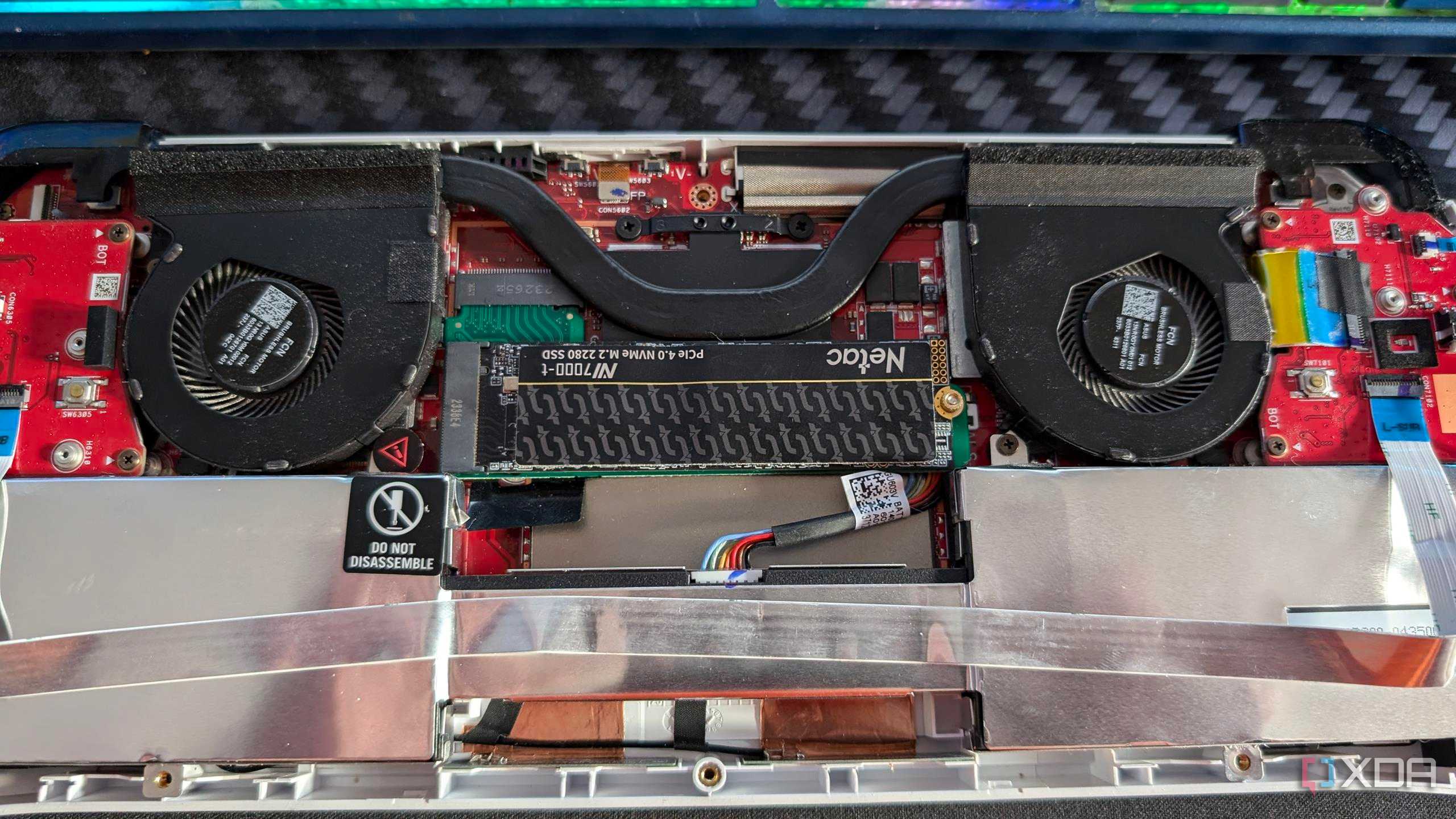 2280 ssd installed in bracket in asus rog ally