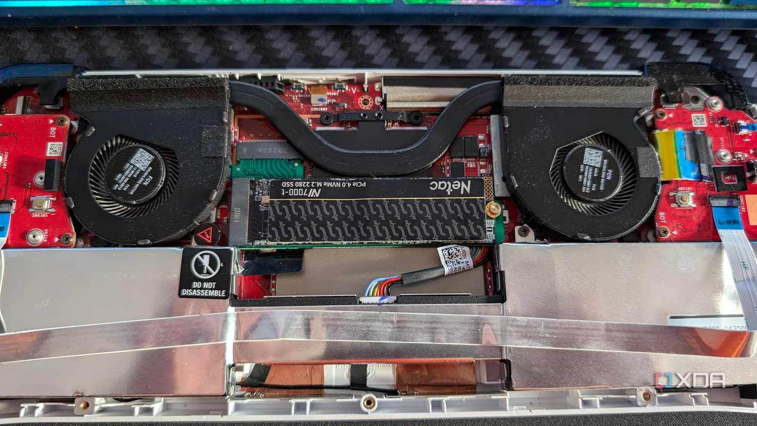 2280 ssd installed in bracket in asus rog ally