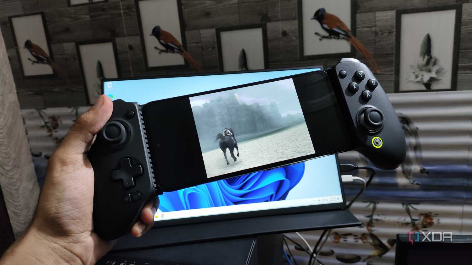 A Poco M6 Pro running Shadow of the Colossus via AetherSX2, with a GameSir Galileo G8+ attached to the phone
