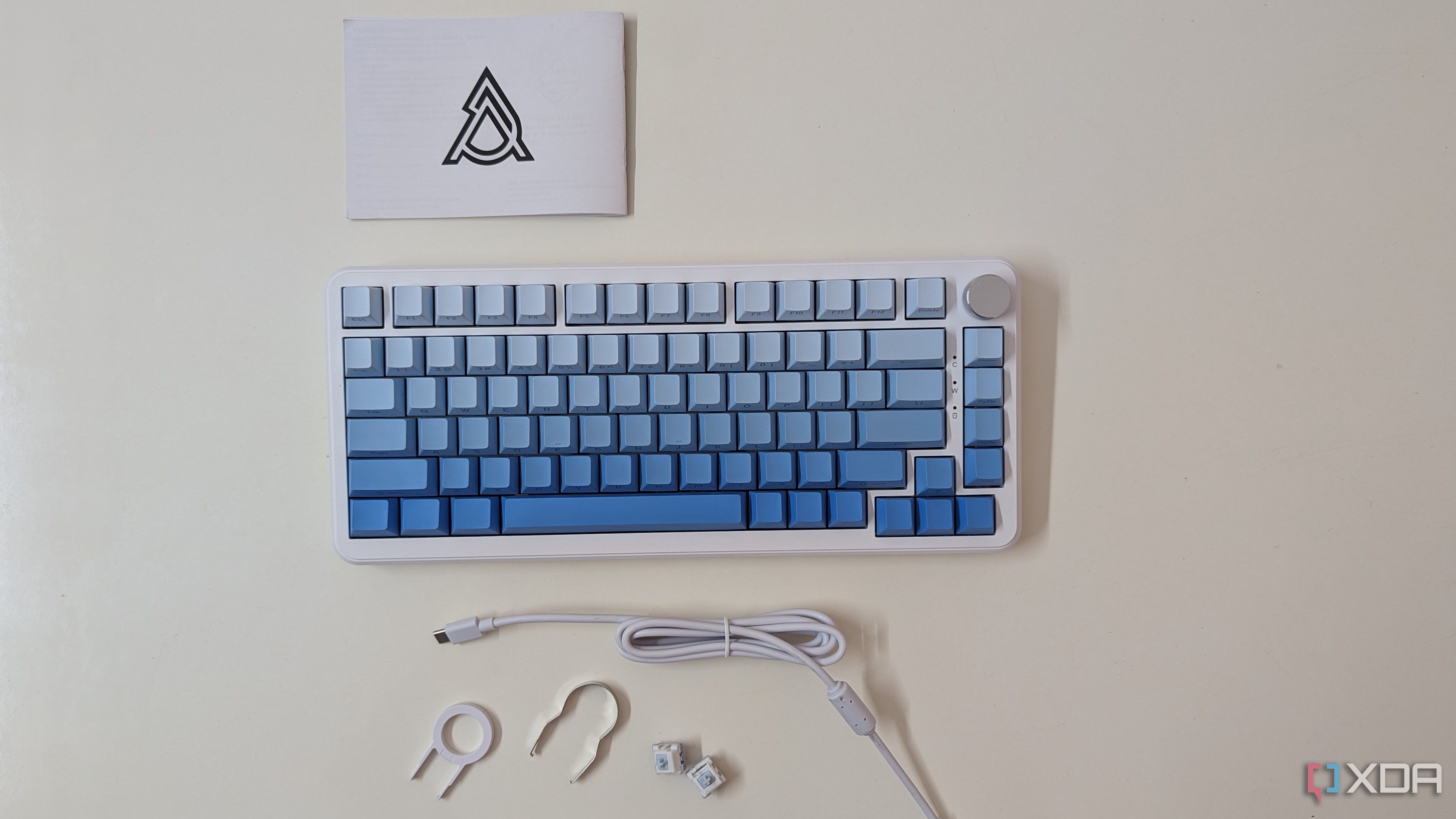 Ajazz AK820 Max review: An excellent 75% wireless keyboard with a knob