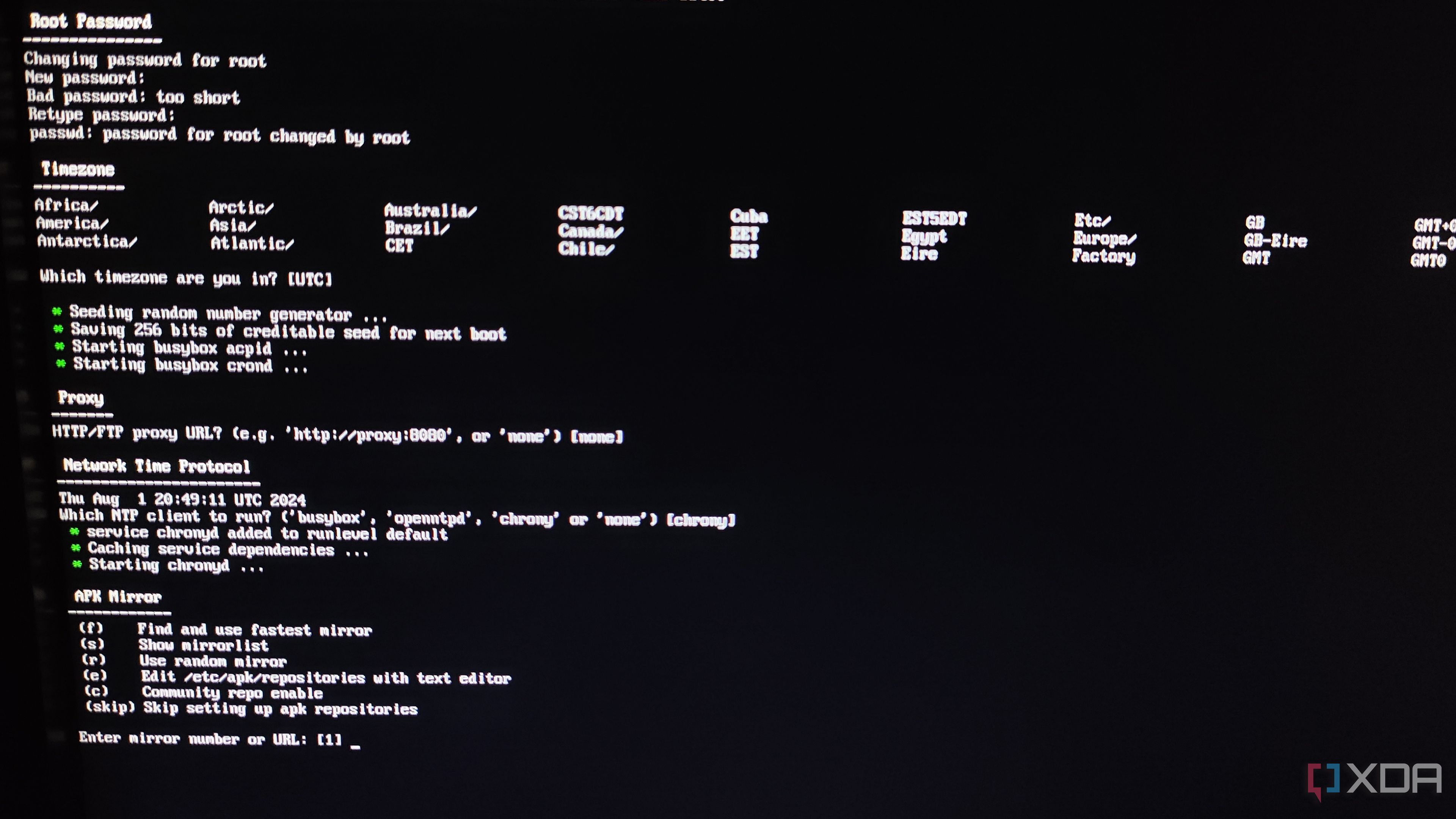 The APK mirror settings in the Alpine Linux installation screen