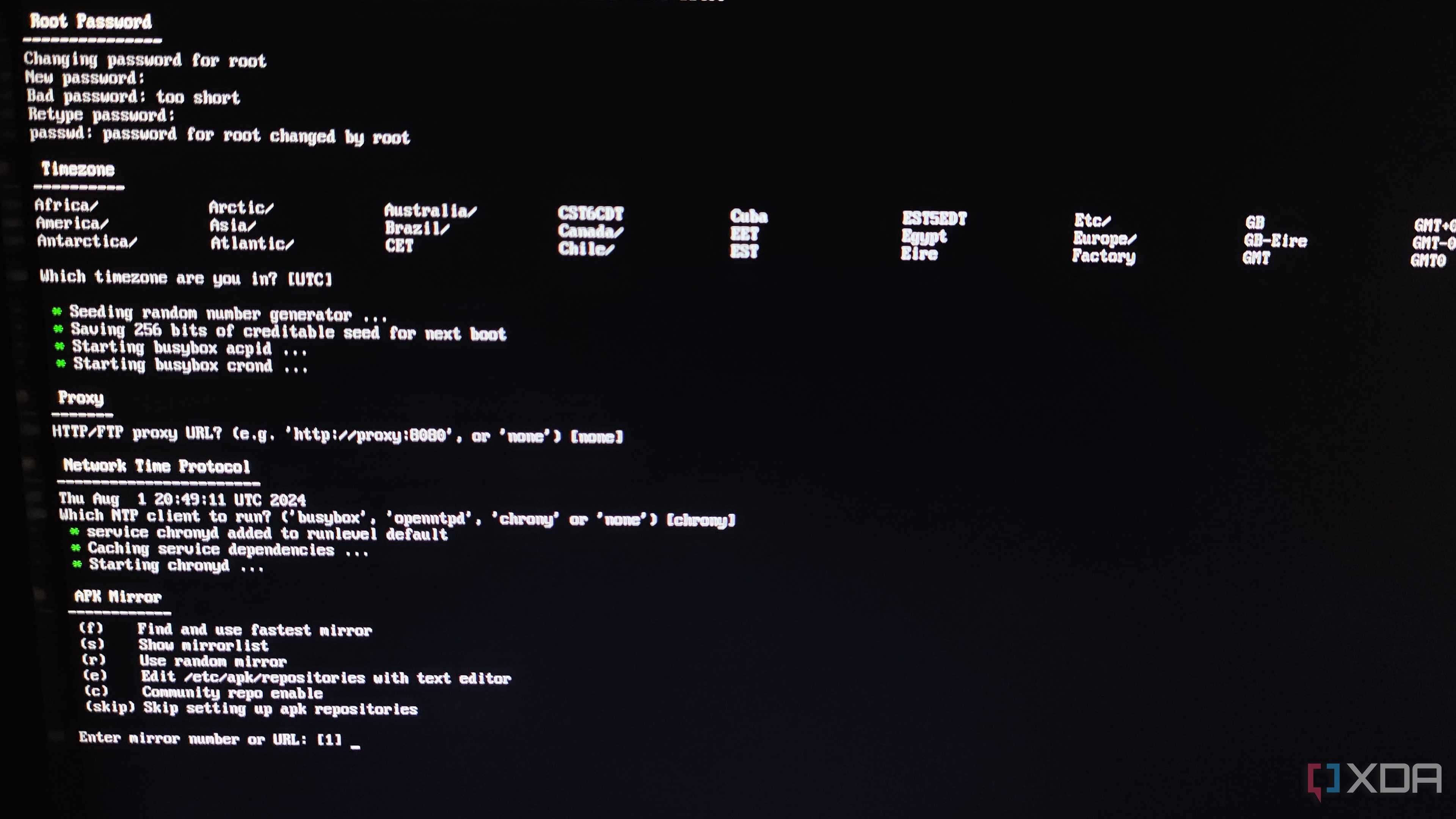 The APK mirror settings in the Alpine Linux installation screen