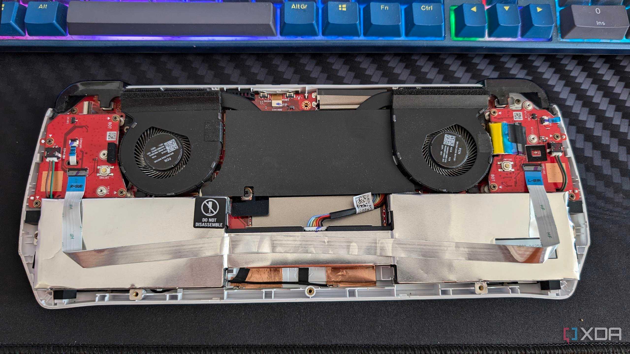asus rog ally with back casing off