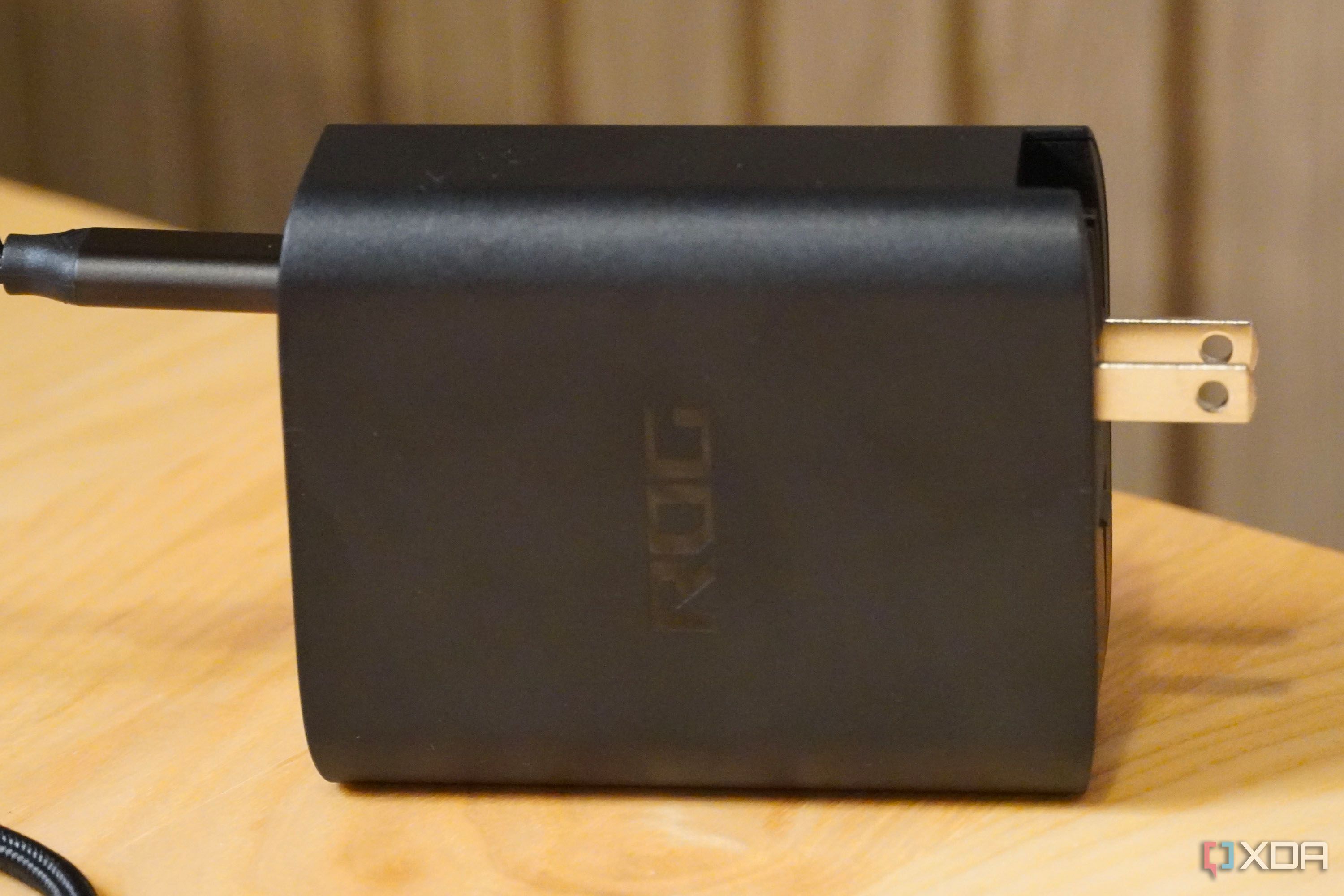 その他 ASUS ROG 140W USB-C GaN Charger ROG 140W USB-C GaN charger | Chargers and Adapters | Gaming