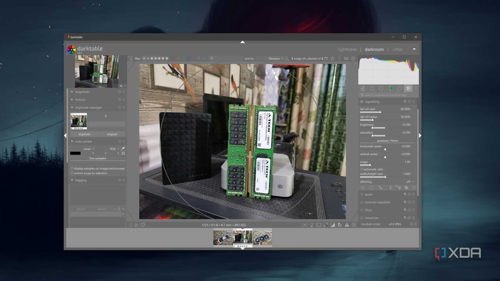 The vignetting options in Darktable