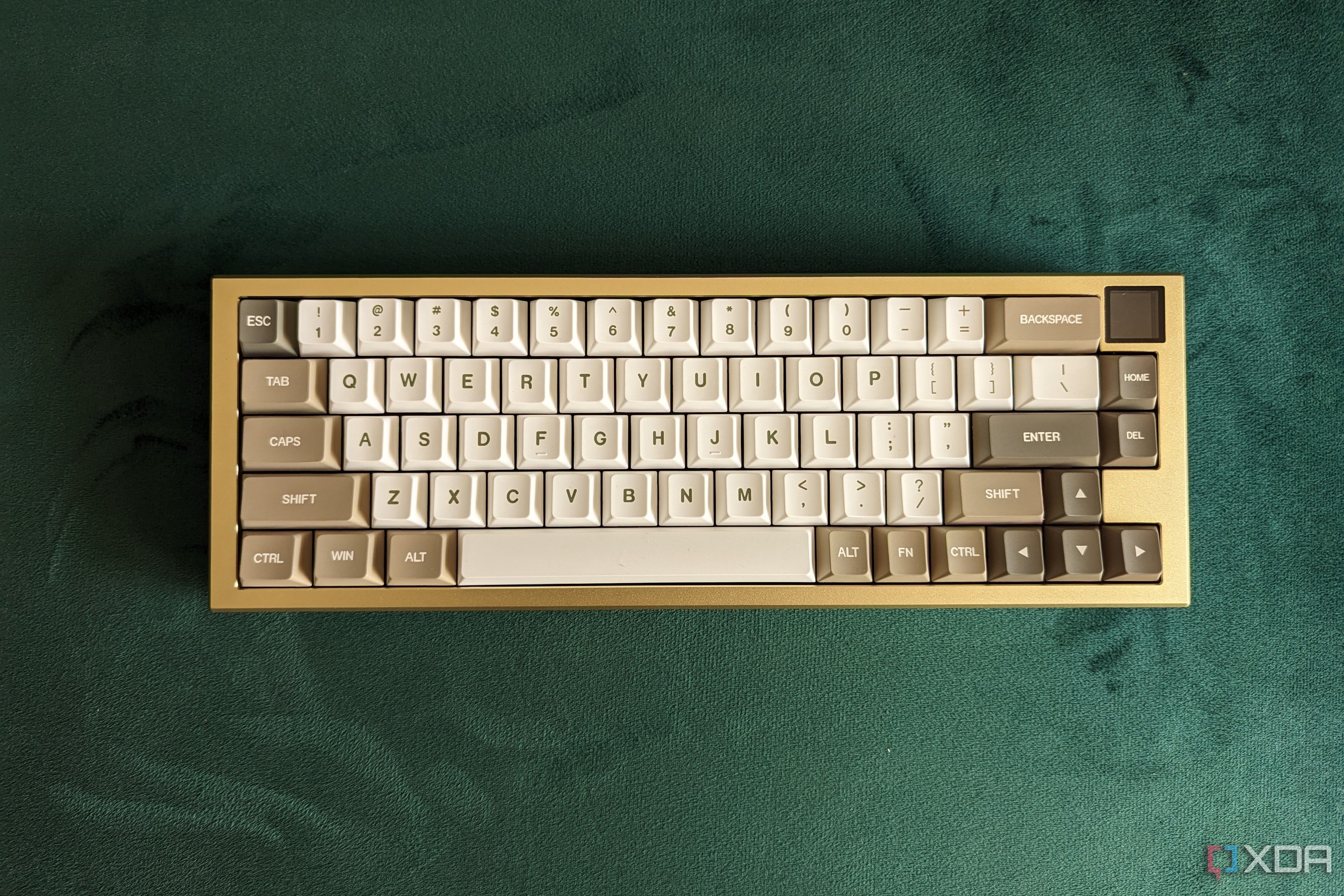 Epomaker MS68 review: Premium 65% aluminum goodness with an LCD