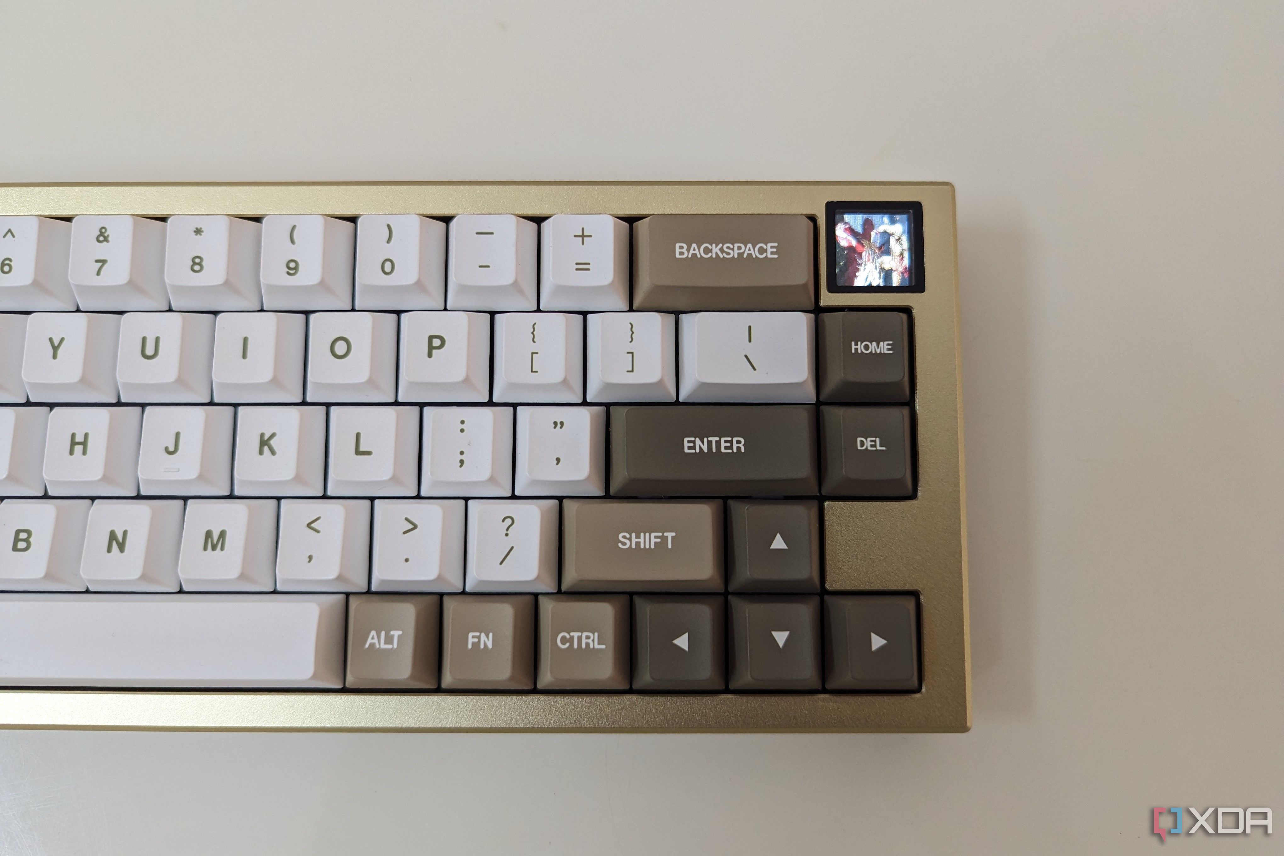 Epomaker MS68 review: Premium 65% aluminum goodness with an LCD