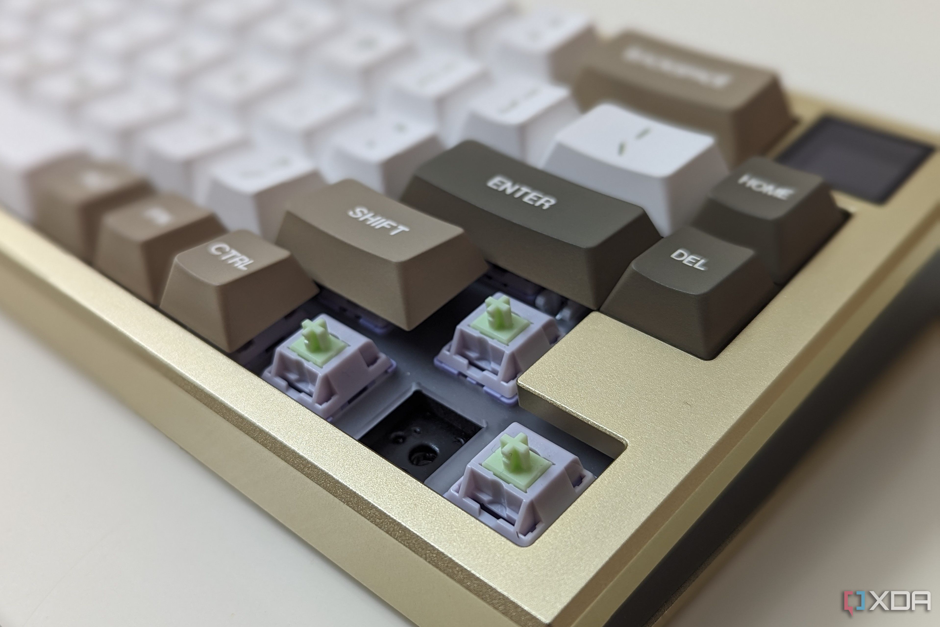 Epomaker MS68 review: Premium 65% aluminum goodness with an LCD