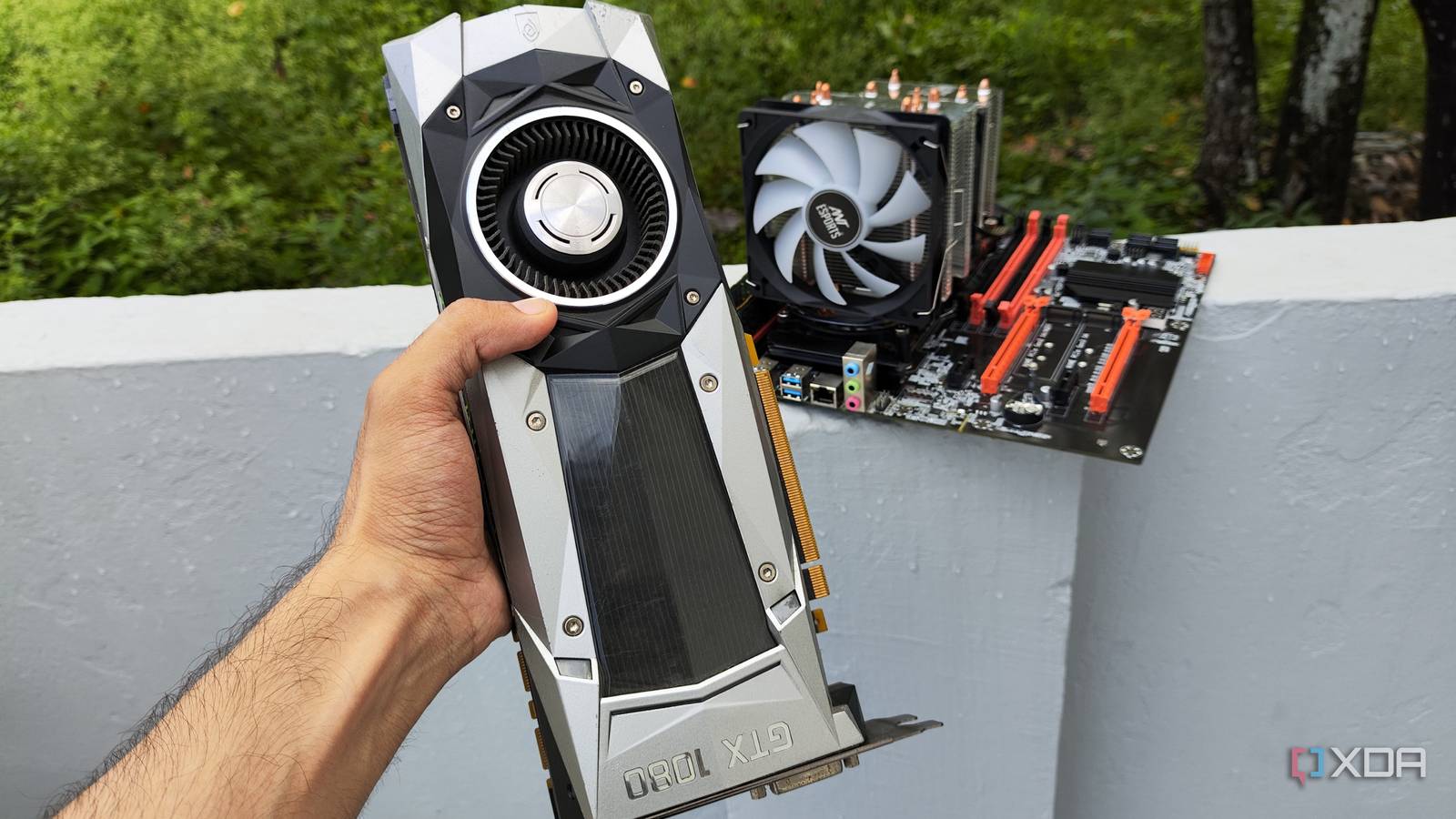 I built a free local LLM workflow with my 10-year-old-GPU, and it's reliable enough to replace the cloud