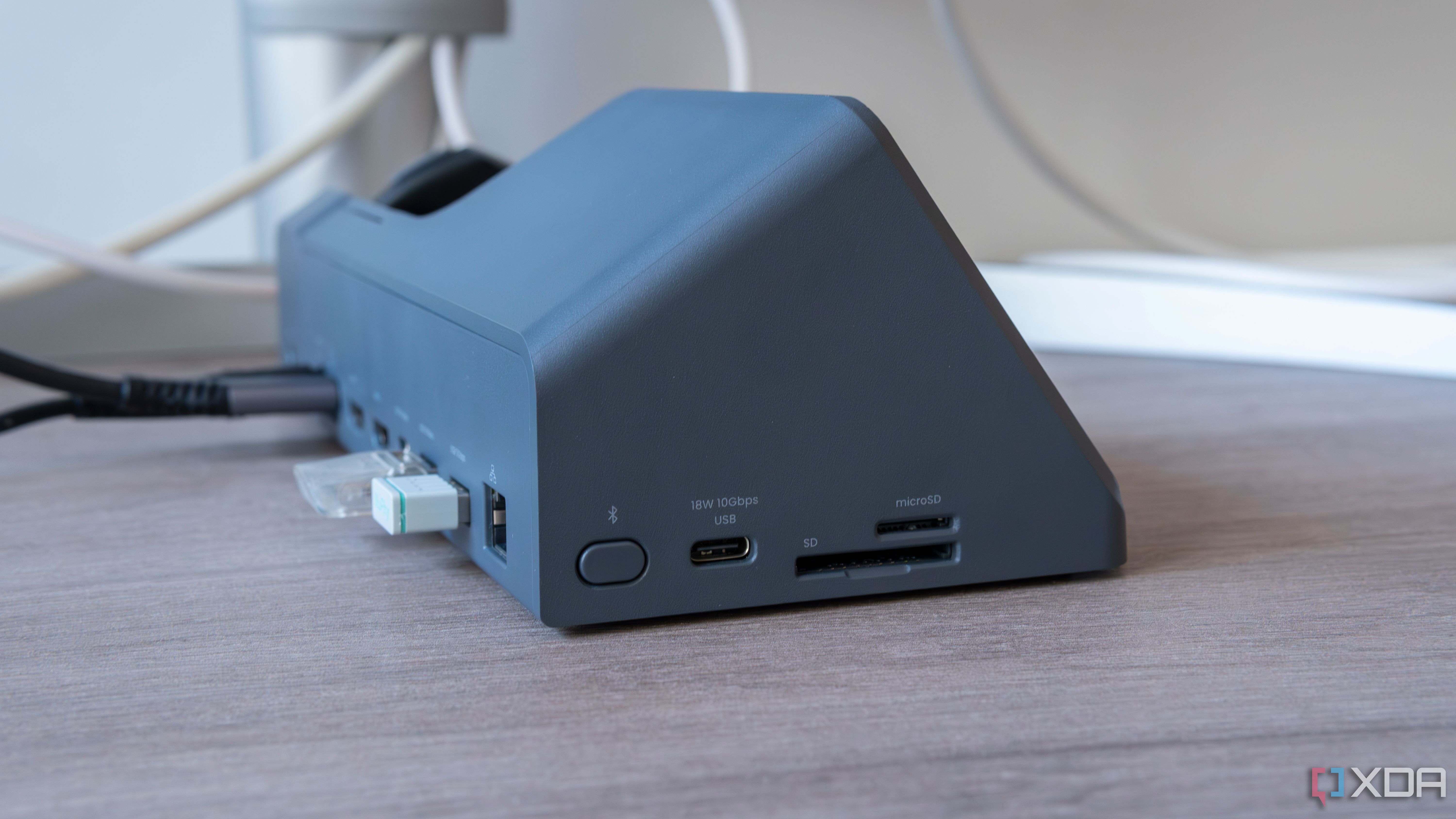 HiDock H1 review: A docking station that boosts your meetings with AI