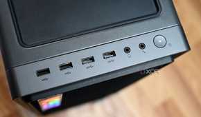 Lenovo Legion 7i Gen 8 top ports