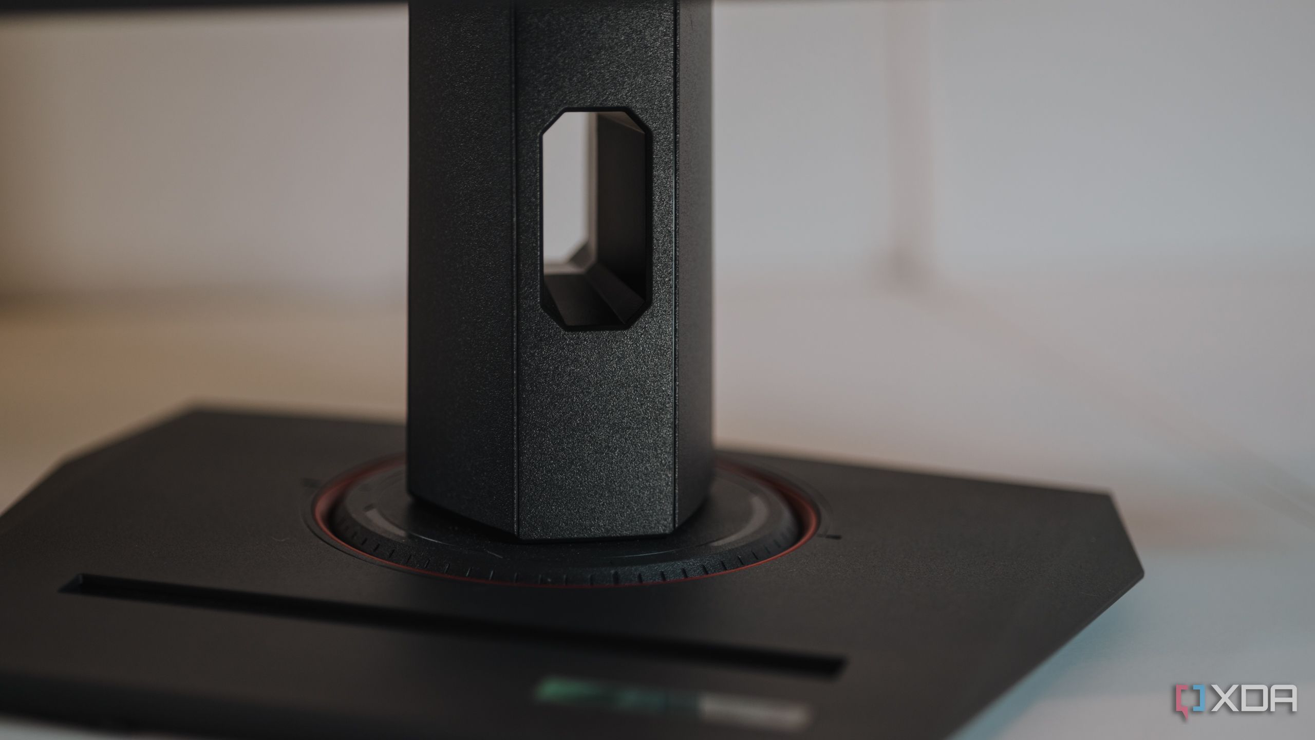 Front side of Asus ROG Strix XG27UCS gaming monitor stand