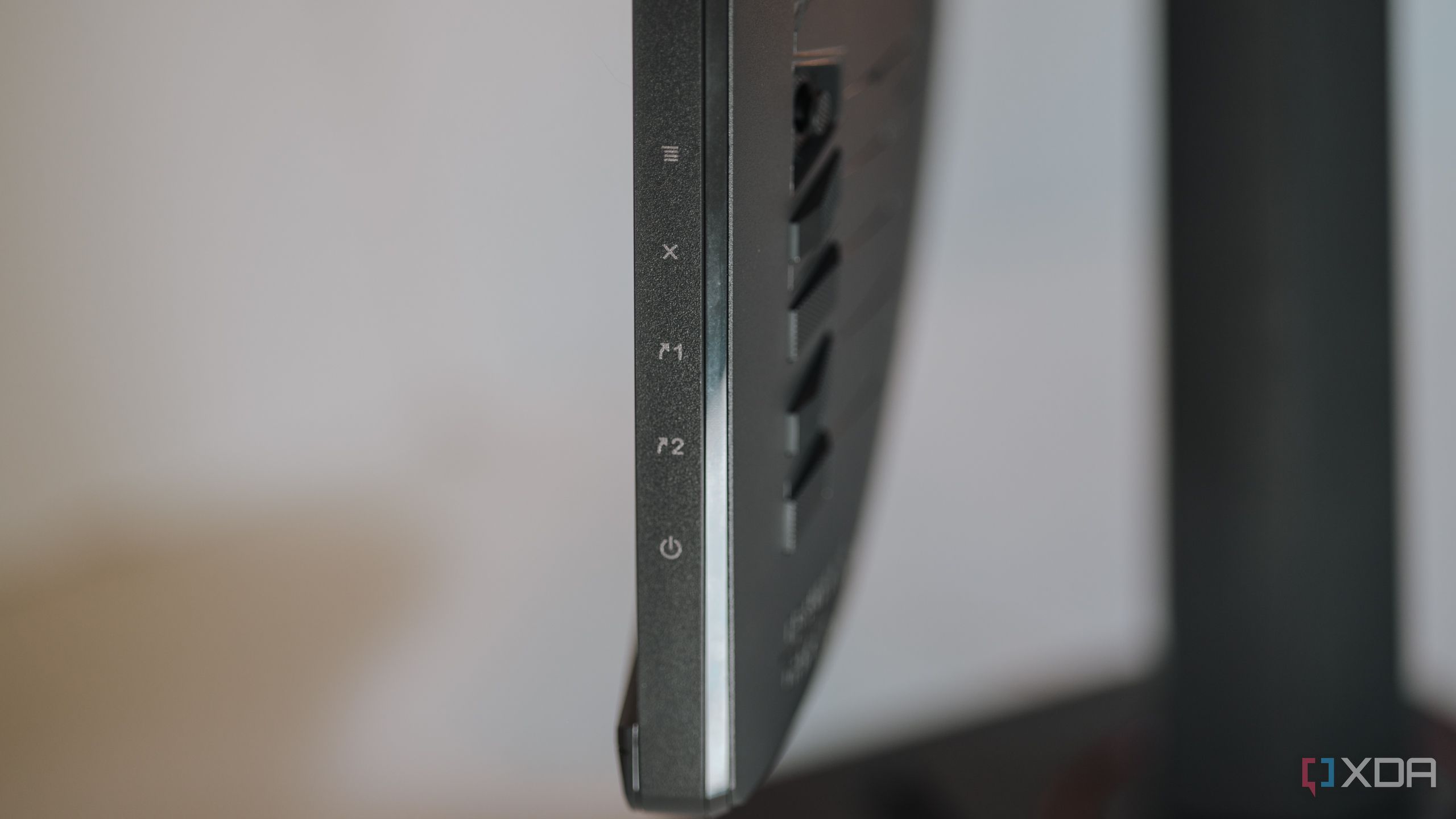 Asus ROG Strix XG27UCS gaming monitor review: Reasonably priced 4K ...