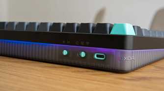 Close-up view of the mode switches on the NuPhy Halo75 V2