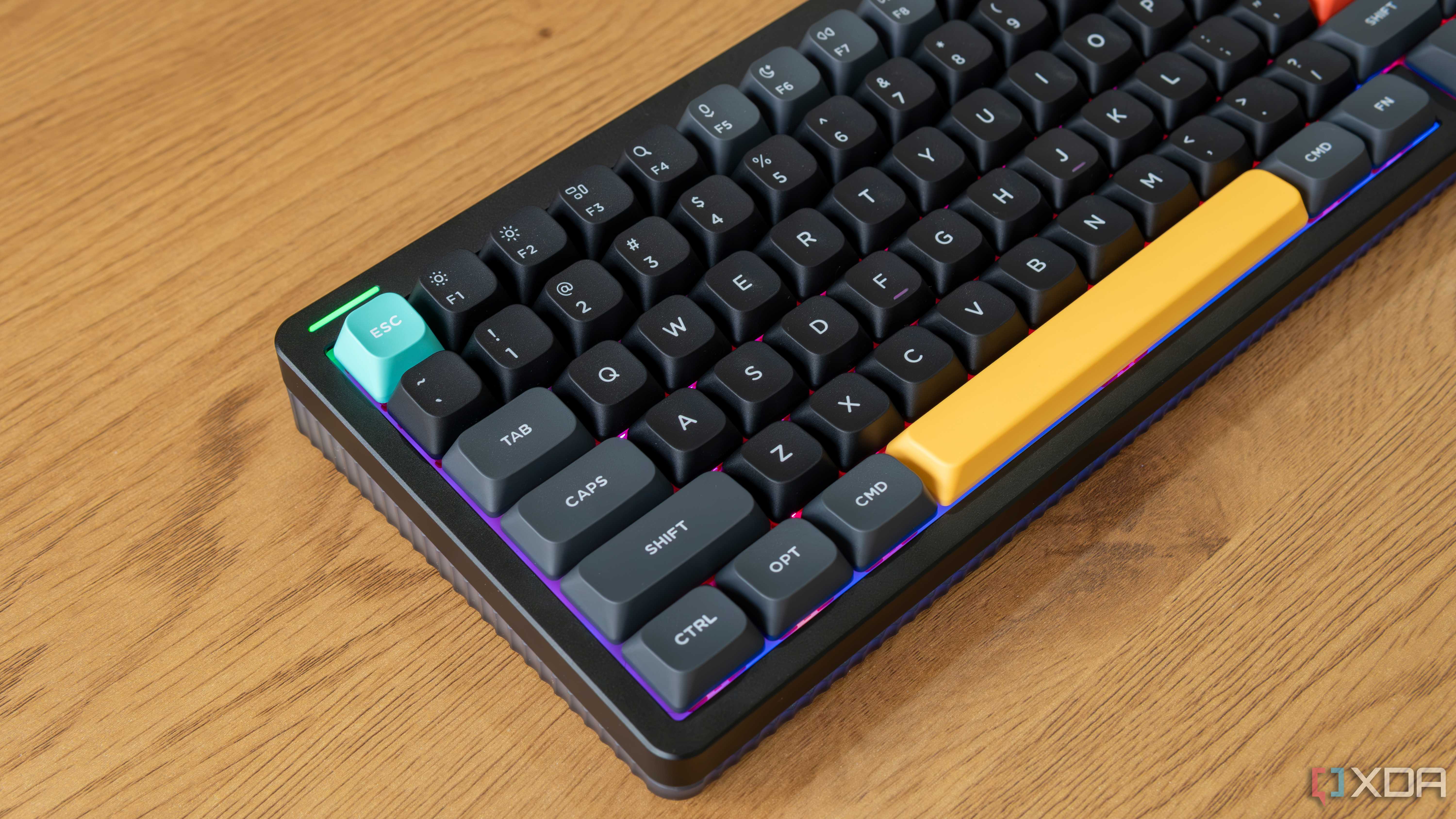 Angled view of the keys on the left side of the NuPhy Halo75 V2