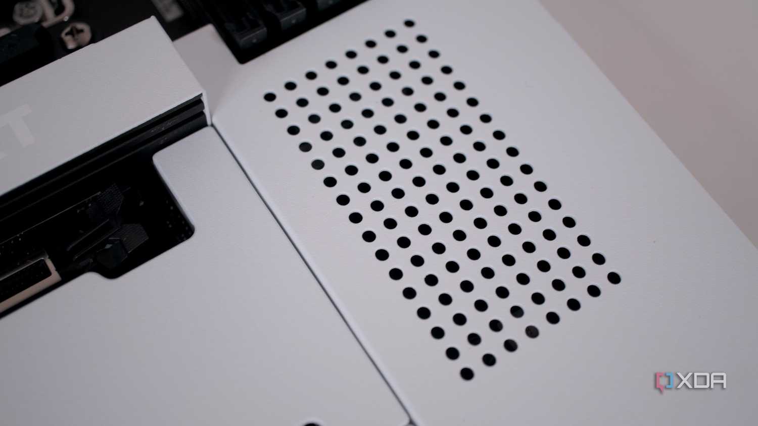 NZXT N7 B650E chipset cover