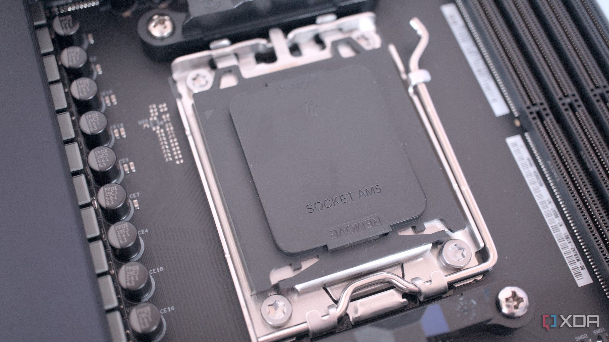 N7 B650E N7-B65XT-W1 新品 N7 B650E N7-B65XT-W1 新品 NZXT N7 B650E N7-B65XT-W1 価格比較