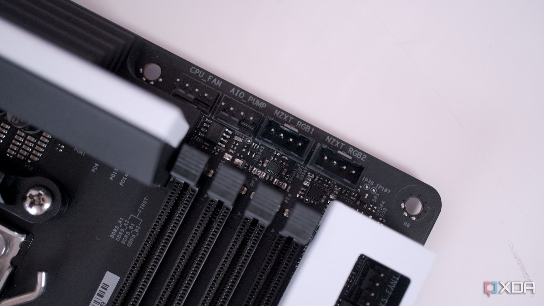 NZXT N7 B650E top fan headers