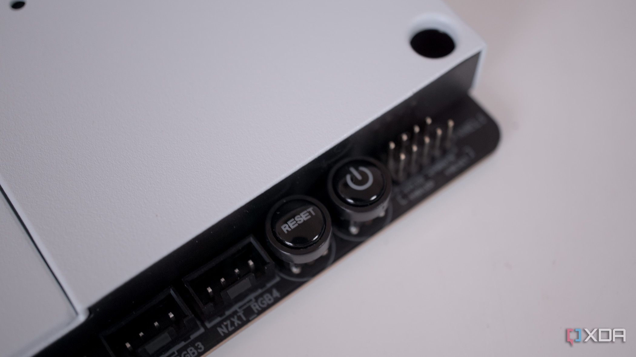 NZXT N7 B650E power button
