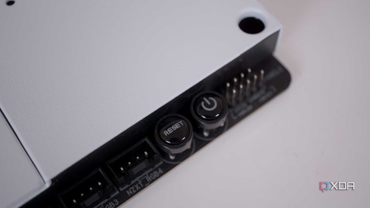 NZXT N7 B650E power button