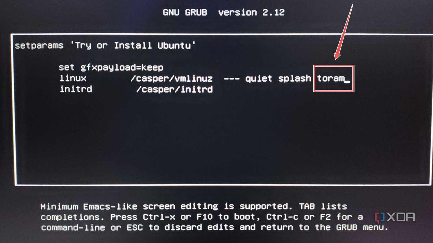 The toram parameter highlighted in the GRUB commands