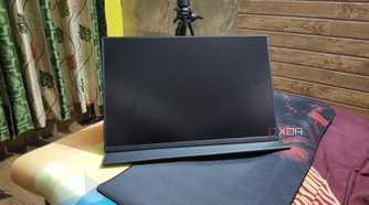 The Uperfect UGame K118 portable monitor
