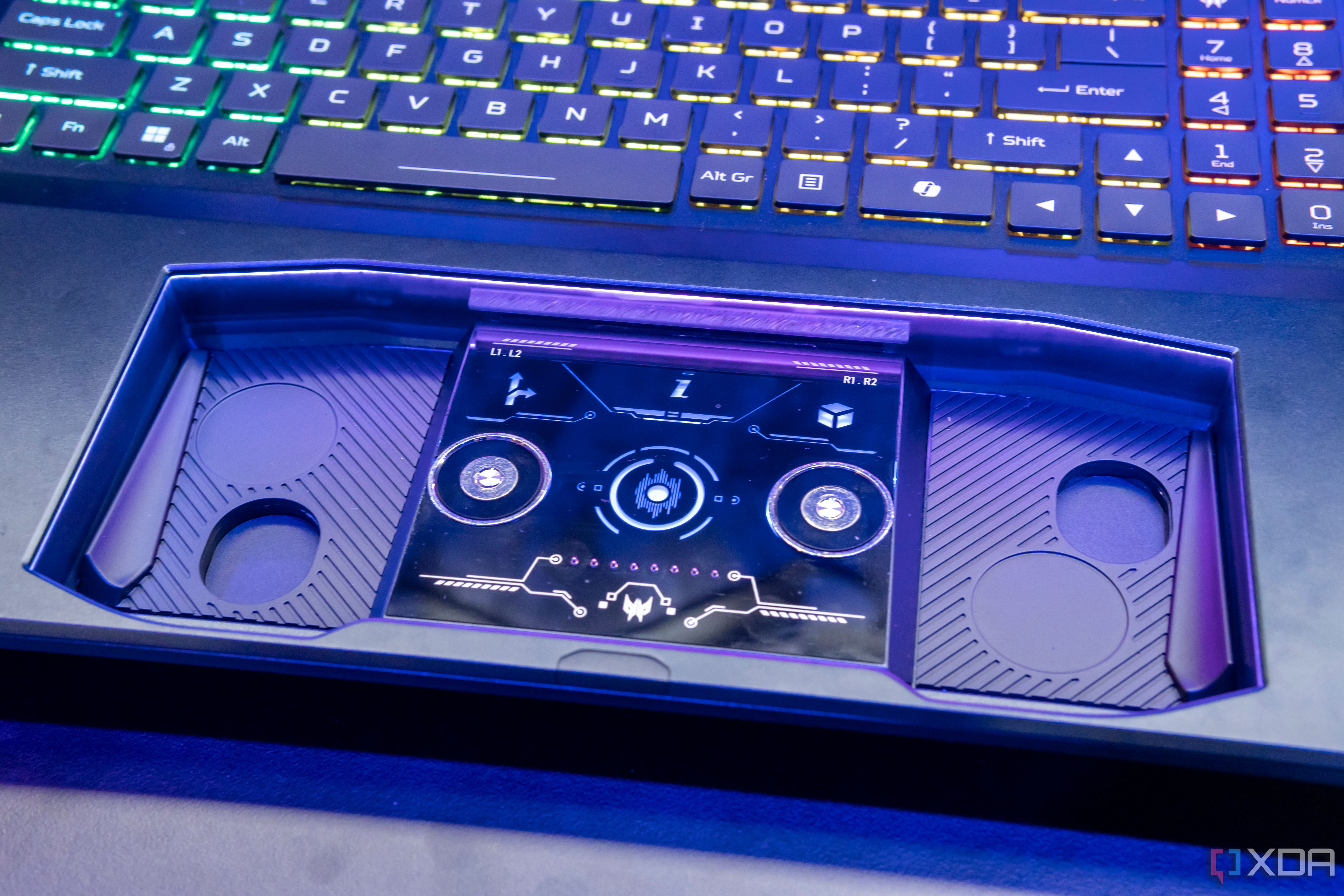 20 touchpad gestures you should be using on your Windows 11 laptop