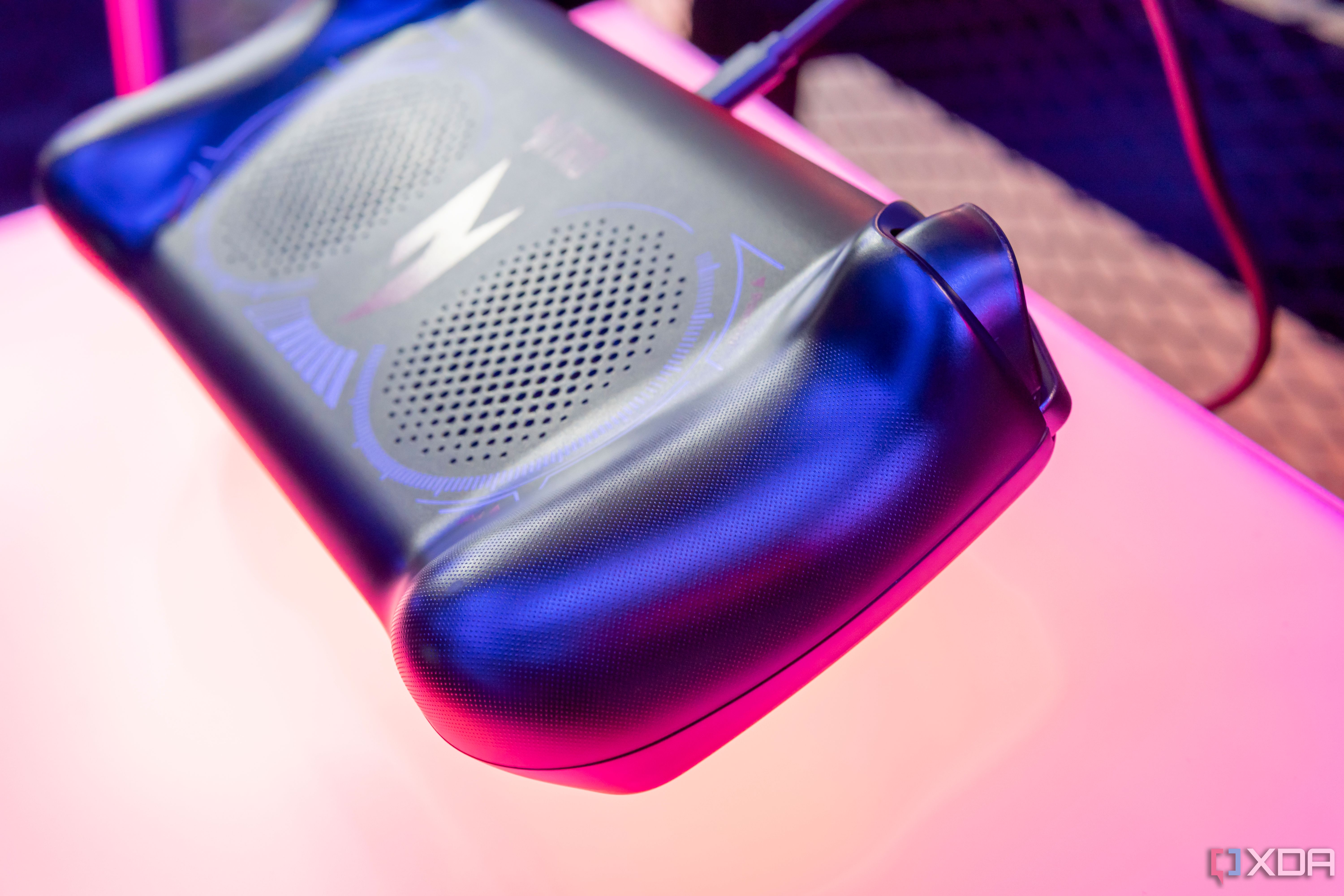 Close-up view of the grip on the Acer Nitro Blaze 7