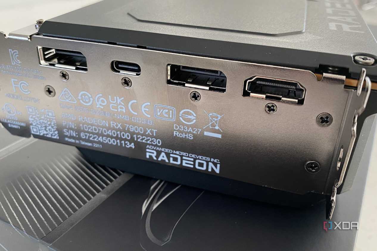 amd radeon rx 7900 xt graphics card seen from the I/O ports