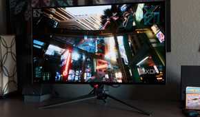CyperPunk 2077 on the ASUS ROG PG32UCDP.
