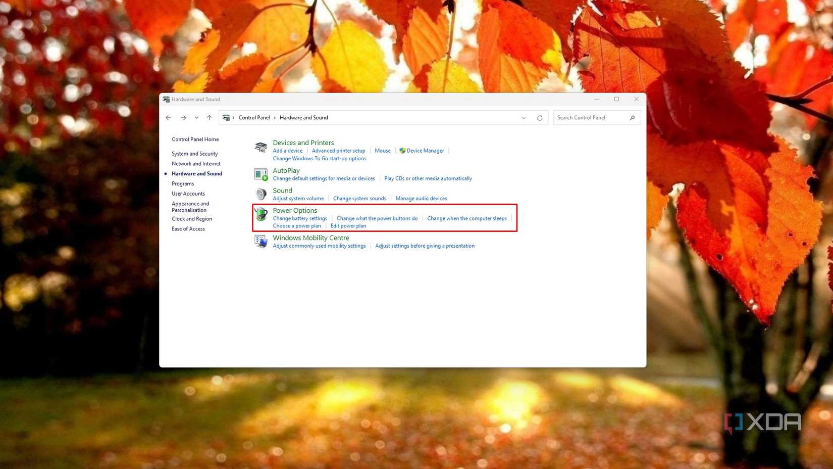 How to close your laptop lid while using an external monitor in Windows 11