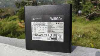 A Corsair RM1000e
