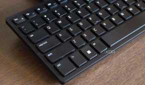 The left side of the Dell KM555 keyboard.
