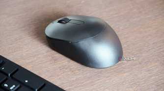 A close-up of the Dell KM555 mouse.