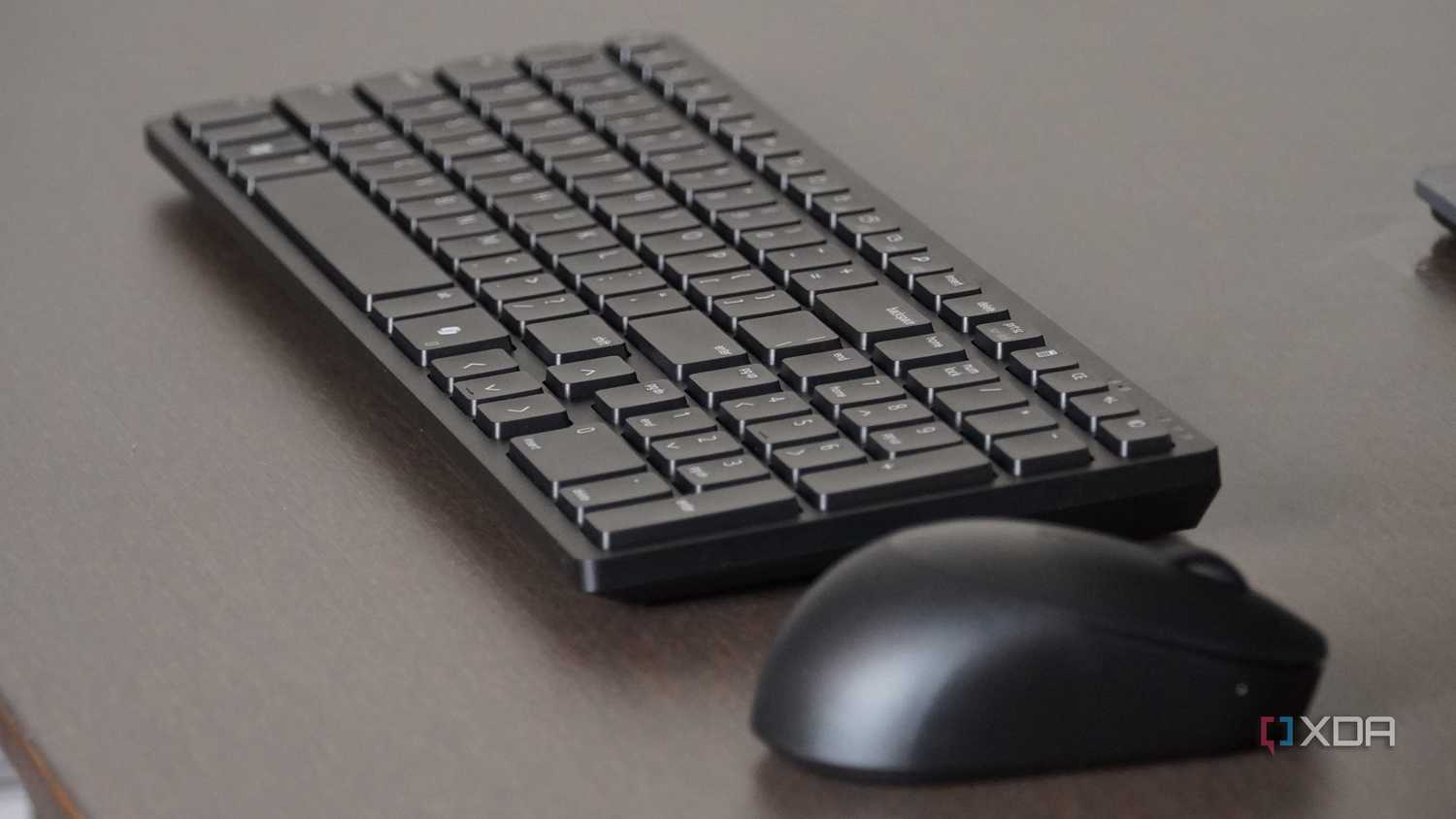 The Dell KM555 combo on a desk.