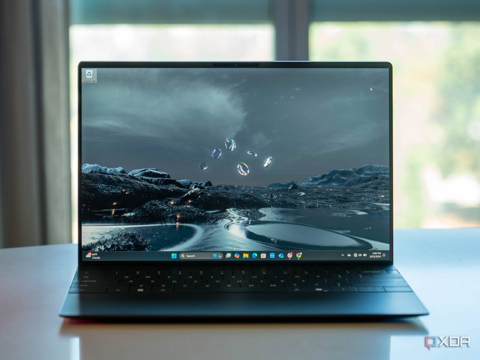 Get $450 off this high-performance and svelte Dell XPS with 