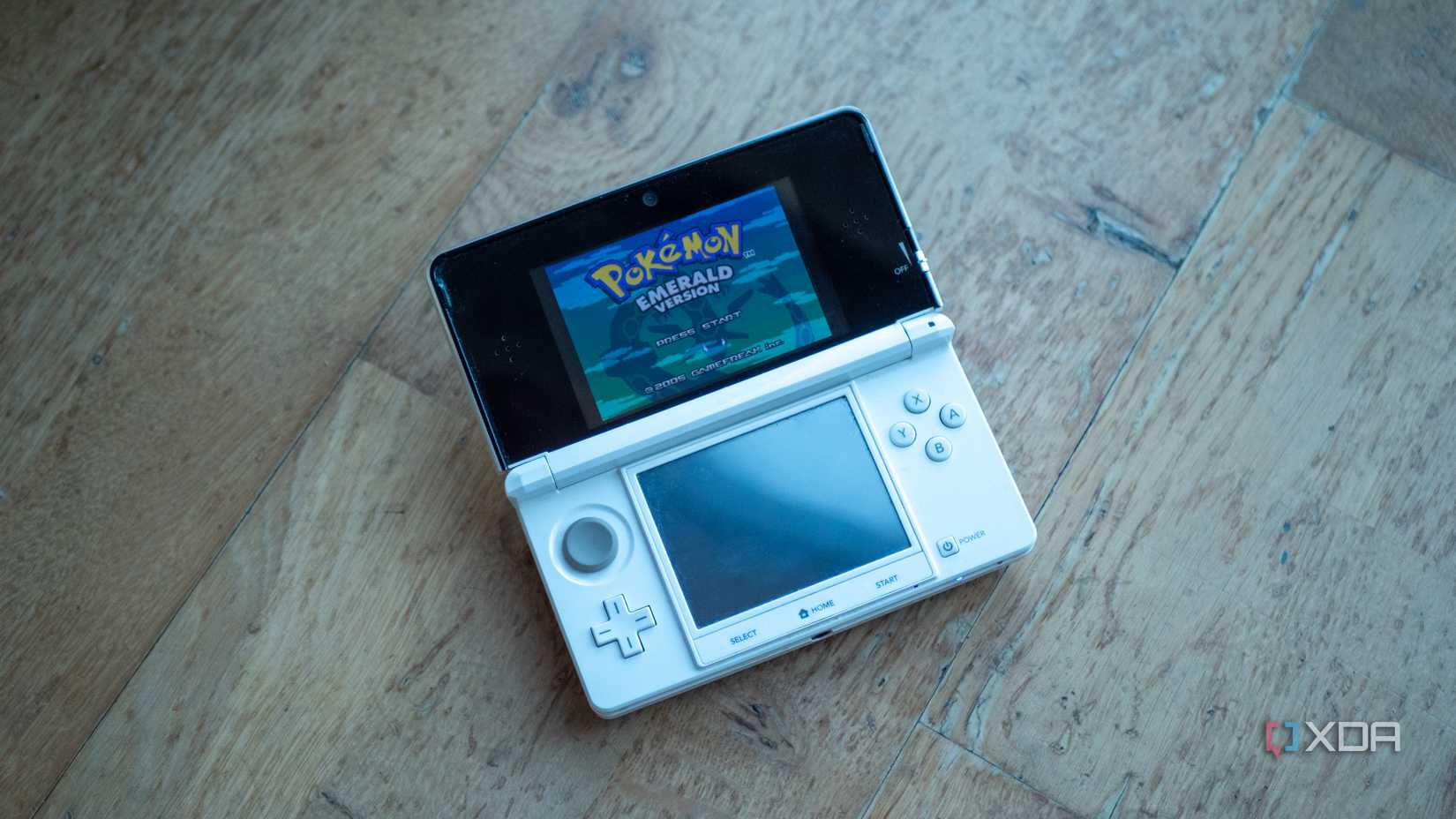 A hacked Nintendo 3DS is better than any gaming handheld